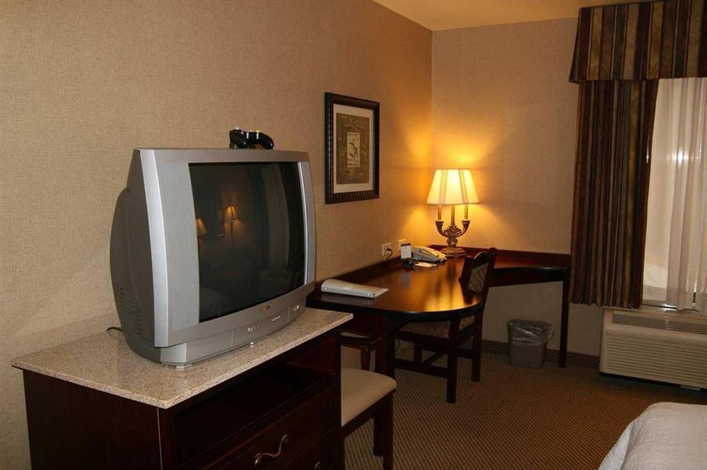 Hampton Inn & Suites Boise-מרידיאן חדר תמונה